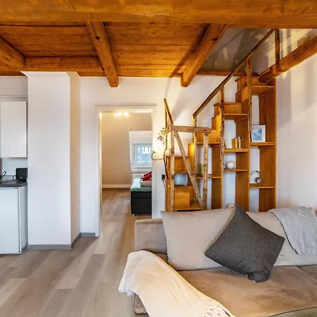 Im Harzer Vogelnest Meisennest *